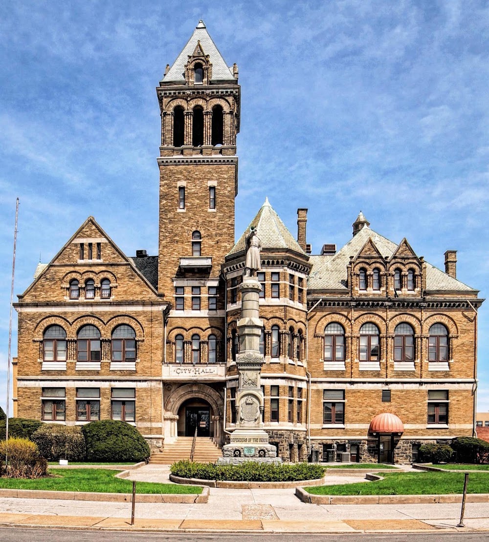 City Hall Grand Hotel